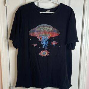 Boston Black UFO Graphic Tee